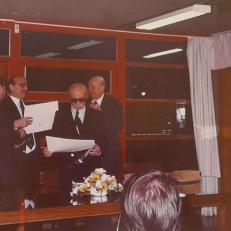 Ernesto Sabato mención profesor honorario de la UNaM, Campus, Posadas, 1994 aprox.