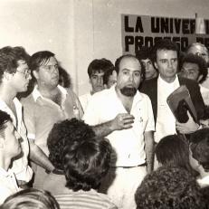 Reunión de consejo académico en el marco de elecciones a decano para la FCE-UNaM, 1986