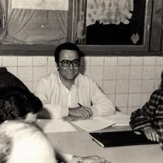 Reunión de consejo académico en el marco de elecciones de decano FCEQyN-UNaM, 1986.