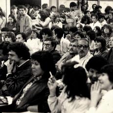 Asamblea general para elección de decano de la FCEQyN de la UNaM, 1986.