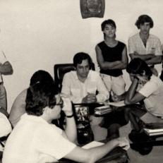 Reunión de consejo académico en el marco de elecciones a decano para la FCE-UNaM, 1986