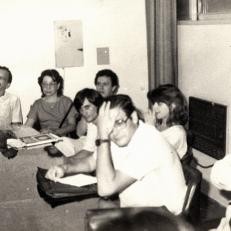 Reunión de consejo académico en el marco de elecciones a decano para la FCE-UNaM, 1986