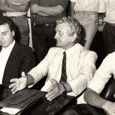 Reunión de consejo académico en el marco de elecciones a decano para la FCE-UNaM, 1986