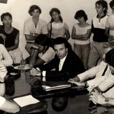 Reunión de consejo académico en el marco de elecciones a decano para la FCE-UNaM, 1986