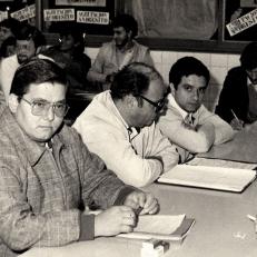 Reunión de consejo académico en el marco de elecciones de decano FCEQyN-UNaM, 1986.