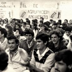 Asamblea general para elección de decano de la FCEQyN de la UNaM, 1986.